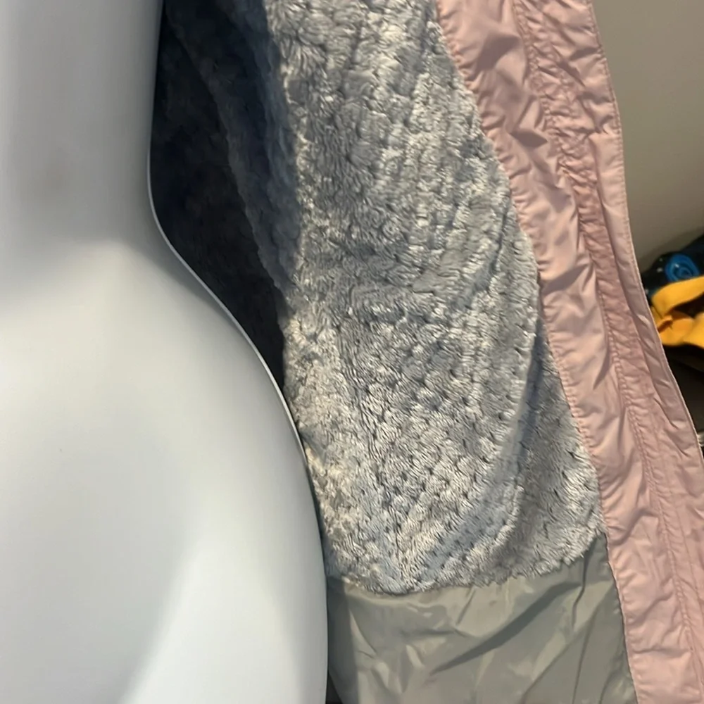 Columbia Jacket - Picture 3 of 4